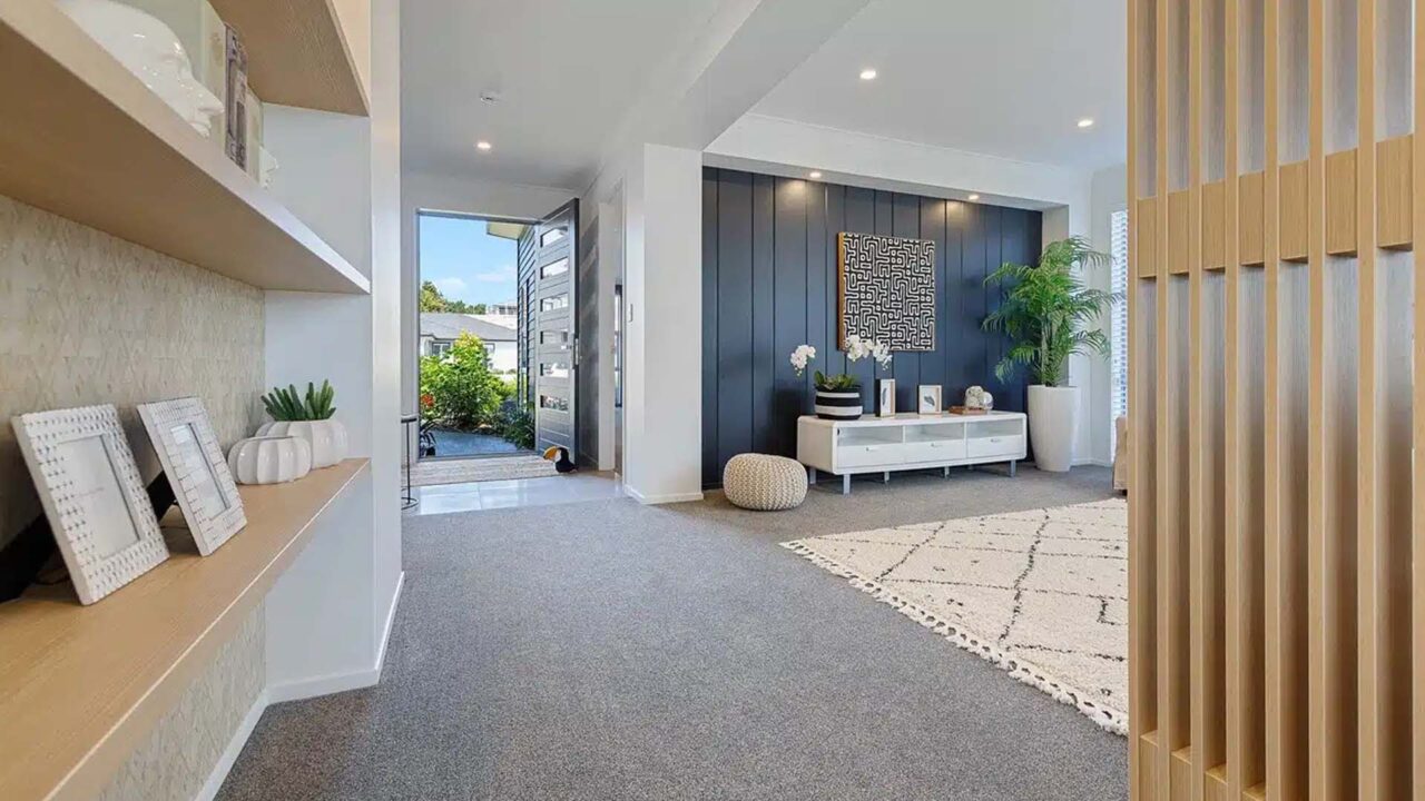 How to balance the functionality and aesthetics in coastal lifestyle house designs in New Zealand