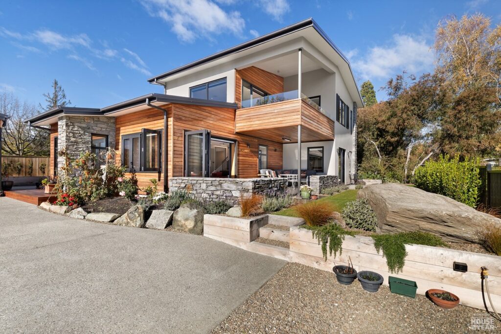 Wanaka new build - Stonewood Homes; exterior